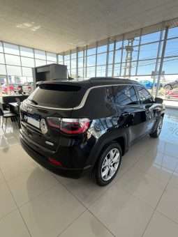 
										JEEP COMPASS 2.4 LONGITUDE AT 4X2 full									