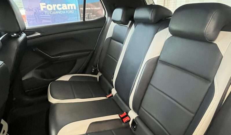 
								T-CROSS 1.6 HIGHLINE AT full									