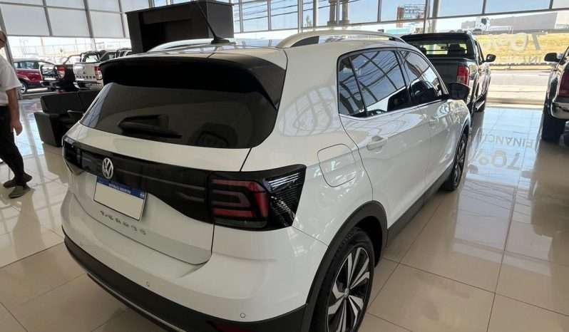 
								T-CROSS 1.6 HIGHLINE AT full									