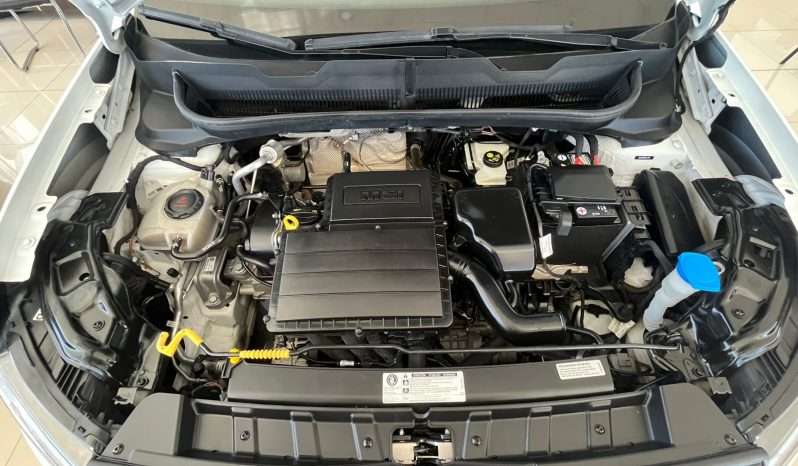 
								T-CROSS 1.6 HIGHLINE AT full									