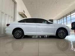 
										VENTO 1.4 CONFORTLINE AT full									