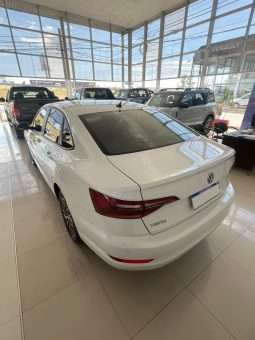 
										VENTO 1.4 CONFORTLINE AT full									