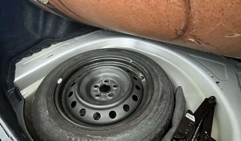 
								COROLLA 1.8 XLI CVT full									